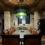 Hotell Zlaten Family Hotel- Monument Of Cultural Significance Rozhen