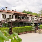 Zlaten Family Hotel- Monument Of Cultural Significance