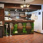 Hotell Zlaten Family Hotel- Monument Of Cultural Significance Rozhen