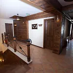 Zlaten Family Hotel- Monument Of Cultural Significance Hotell Rozhen