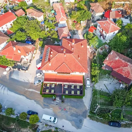 Hotell Zlaten Family Hotel- Monument Of Cultural Significance Rozhen