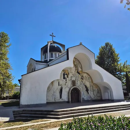 Zlaten Family Hotel- Monument Of Cultural Significance Rozhen