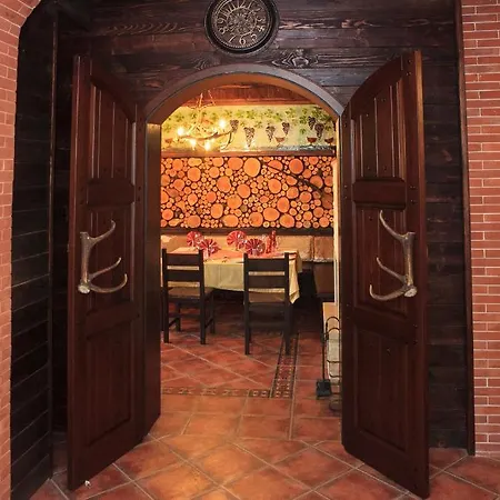Zlaten Family Hotel- Monument Of Cultural Significance 酒店 Rozhen